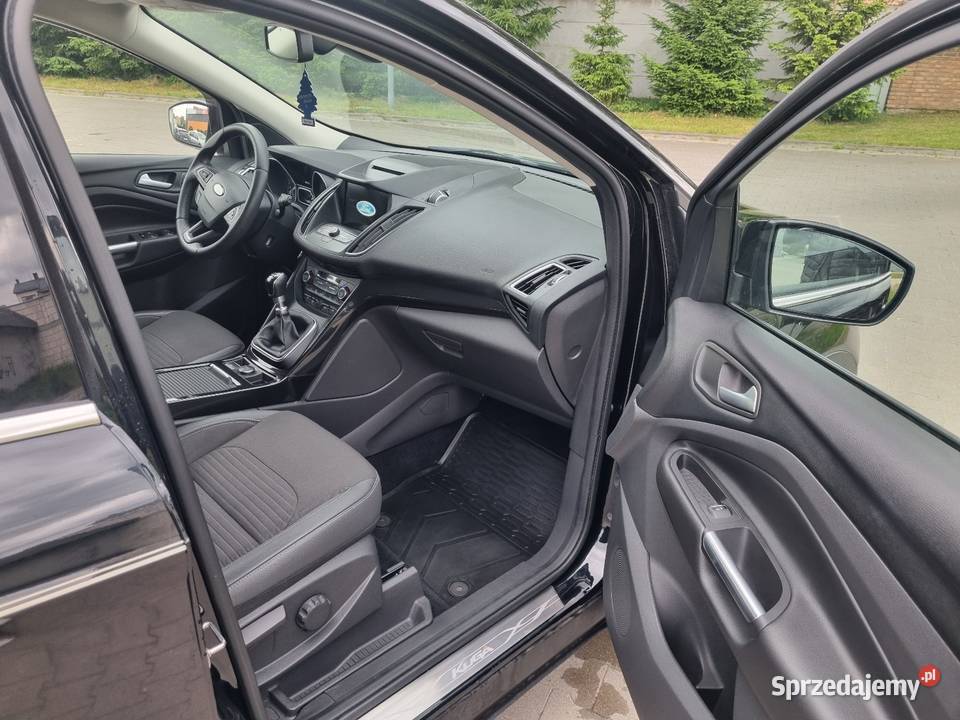 Sprzedam Ford Kuga 2018 lift benzyna stan kurtyny powietrzne sprzedam