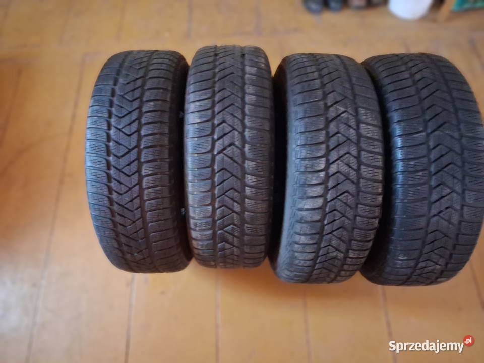 Opony zimowe Pirelli Sottozero 3 21560 R16 zima Motoryzacja Biłgoraj