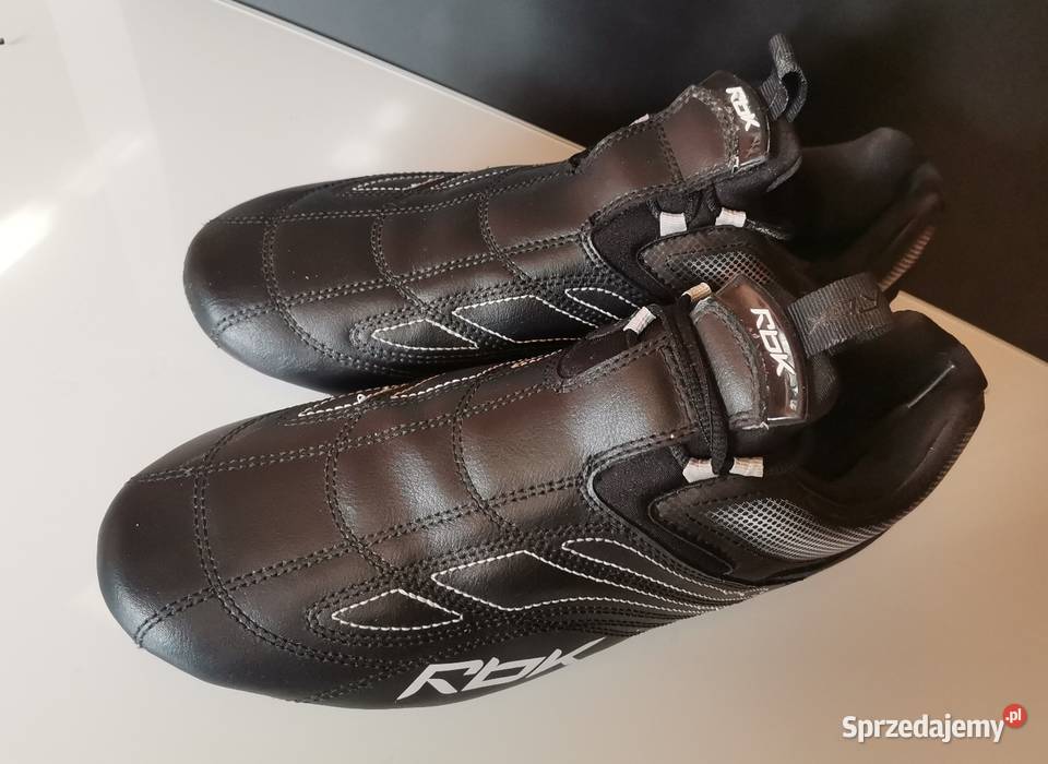 Korki piłkarskie Reebok Rb 610 42 Piłka nożna Trzcianka sprzedam