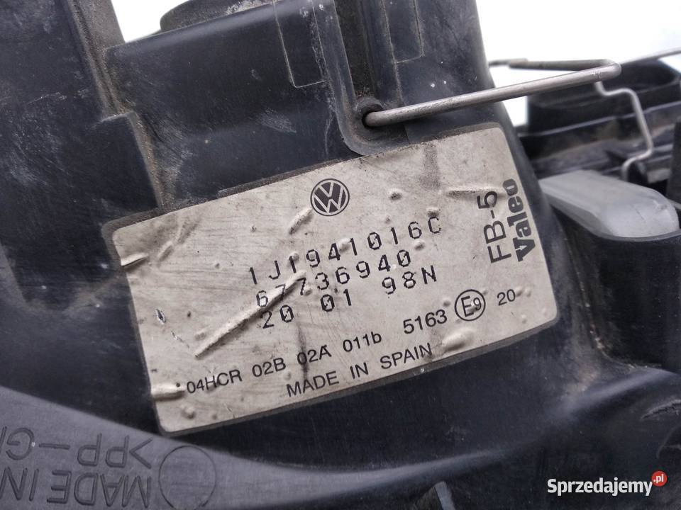 VW Golf IV 4 lampa przednia prawa reflektor Lampy przednie łódzkie Sieradz sprzedam