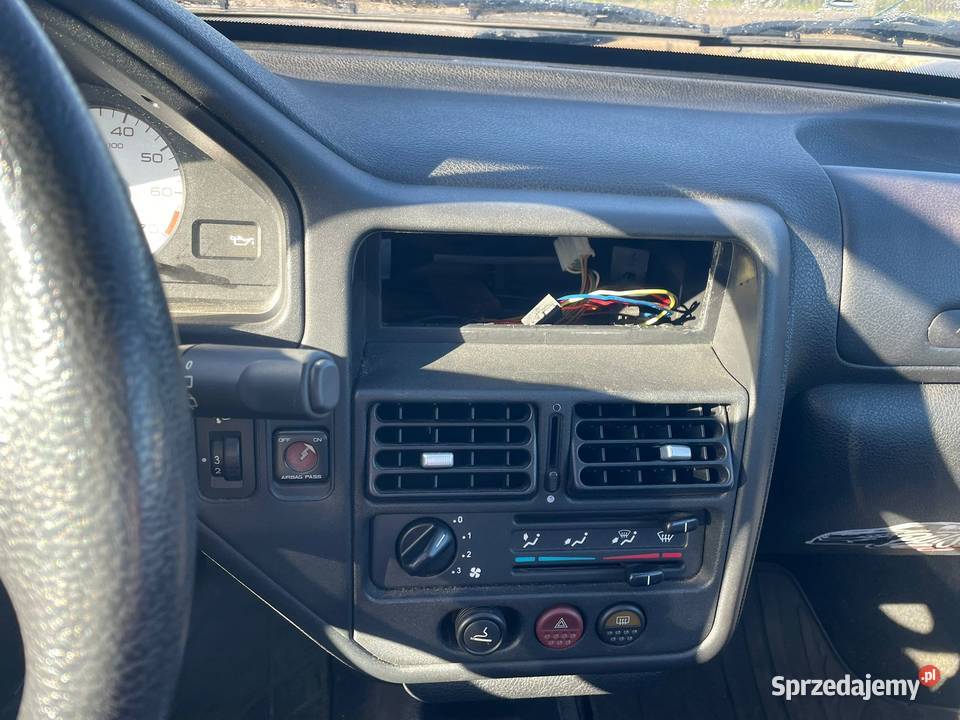 PEUGEOT 106 14i 75 Enfant terrible CJ754