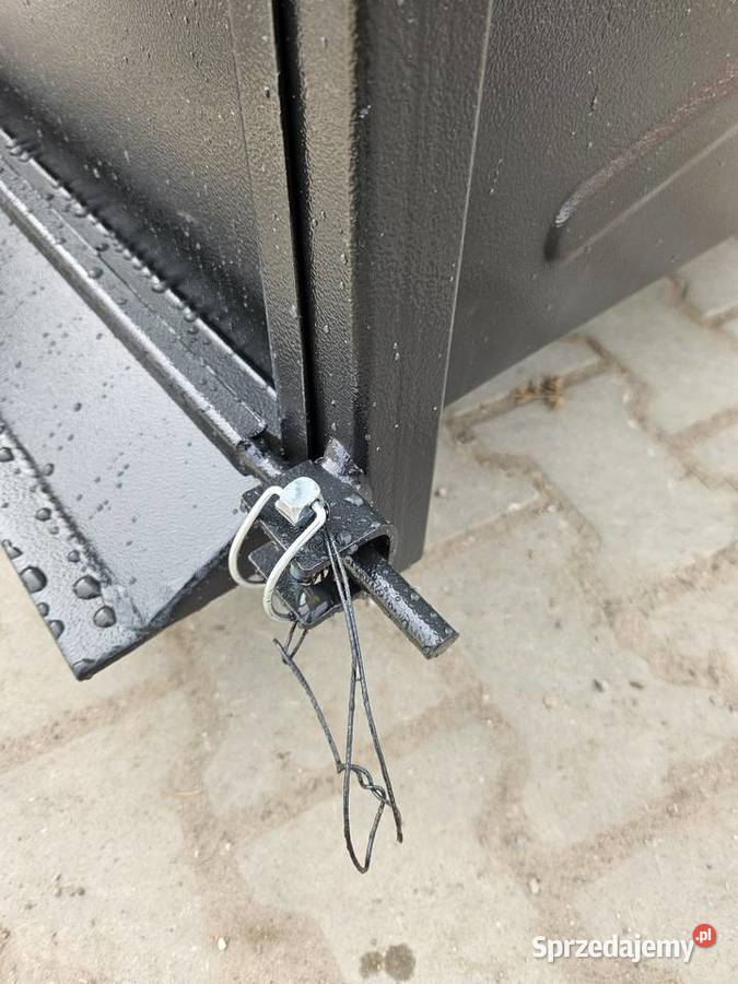 Skrzynia transportowa ładunkowa z mechanicznym Mroczków Duży