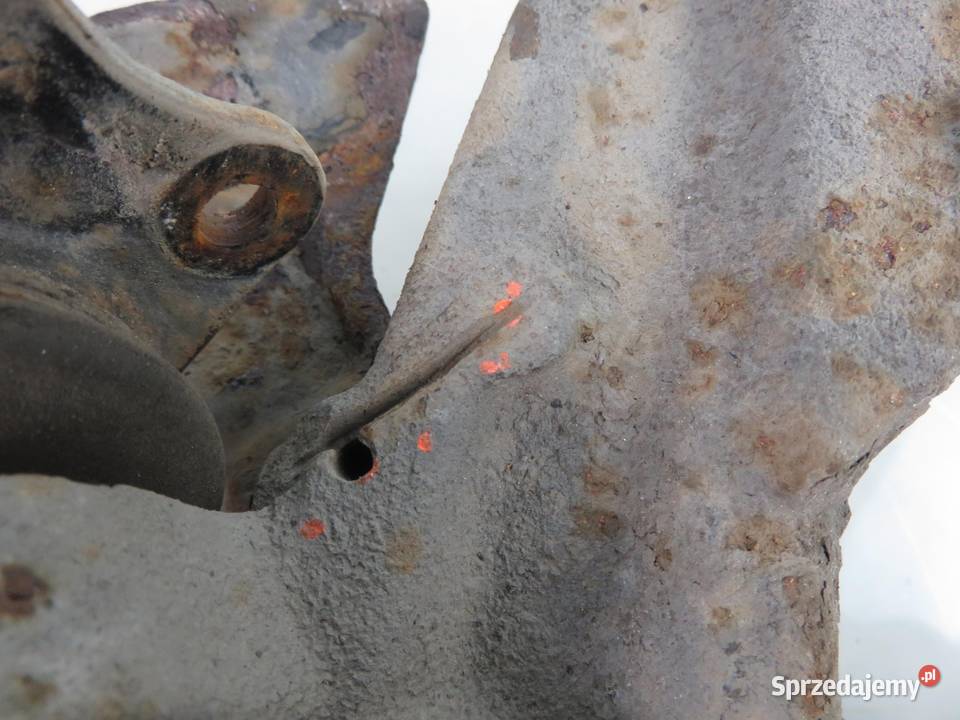 ZWROTNICA PIASTA PRZEDNIA PRAWA AUDI A3 8L 18 B osobowe małopolskie sprzedam