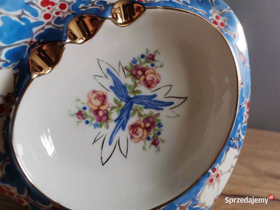 Stara nieużywana popielniczka porcelana Bogucice Katowice