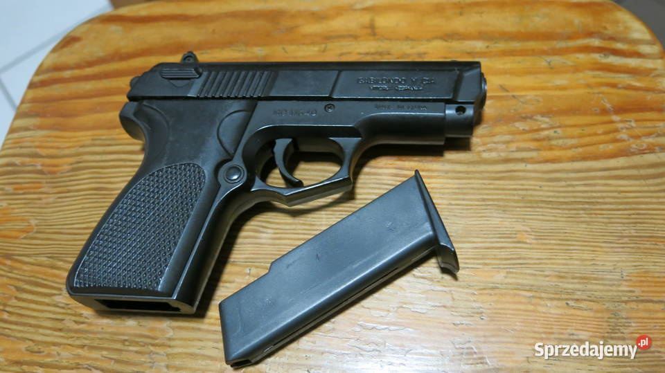 Plastikowa replika pistoletu OMEGA numer Pozostałe Dla Dziecka Kraków sprzedam