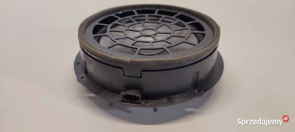 AUDI Q3 8U GŁOŚNIK DRZWI PRZÓD BOSE 8U0035415B osobowe sprzedam