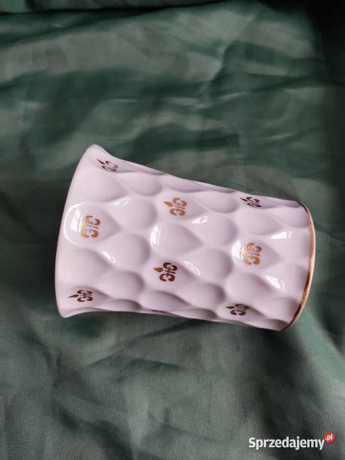 Elegancki kubek porcelanowy Głuchołazy