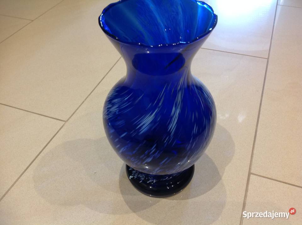 Stary Wazon Szklany Kobaltowy Murano z Białym Nowa Sól