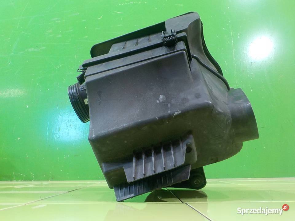 BMW Z4 E85 25 B 04r CABRIO 2D obudowa filtra mazowieckie Suków