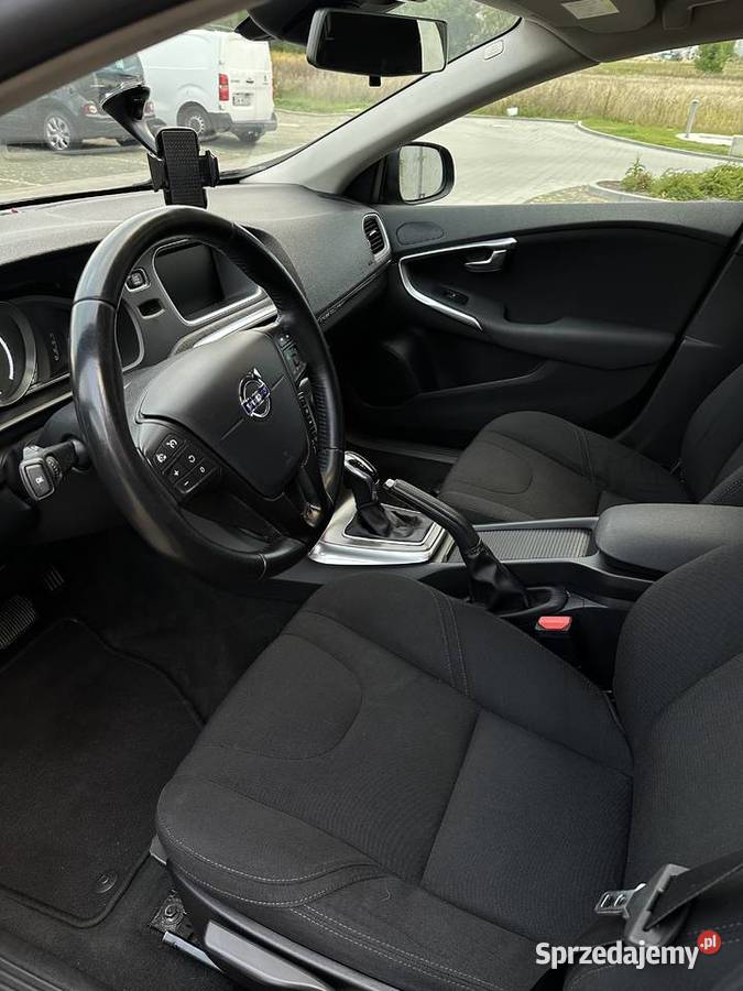 Volvo V40 D2 DriveE Kinetic Trębaczew