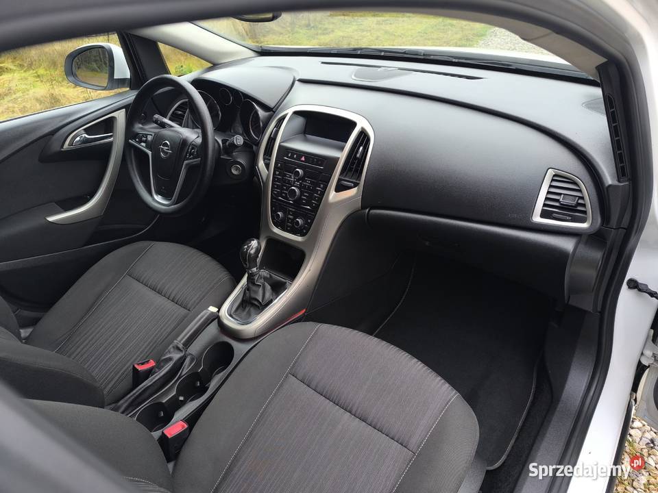 Opel Astra j 17 cdti klimatyzacja Astra świętokrzyskie Ostrowiec Świętokrzyski