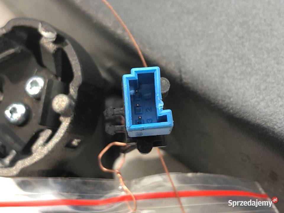 LUSTERKO WEWNĘTRZNE FORD FOCUS III BU5A17E678VB osobowe Lusterka wewnętrzne sprzedam