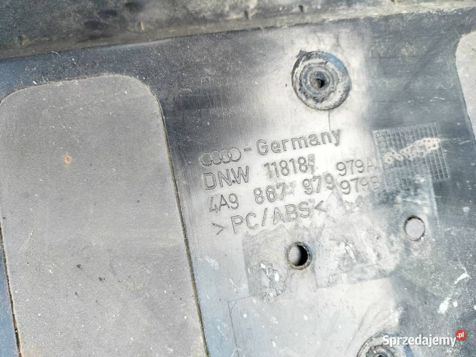 PLASTIK TAPICERKA OSŁONA KLAPY TYŁ AUDI A6 C4 Kamień-Kolonia