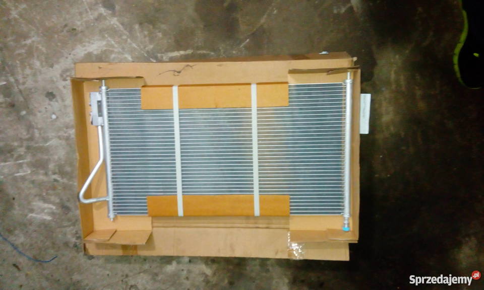 NOWA CHŁODNICA KLIMATYZACJI FORD FOCUS MK1 I chłodnice Układ chłodzenia Katowice