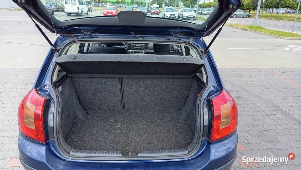 Toyota Corolla E12 16 VVTi Terra 2002 1598cm3