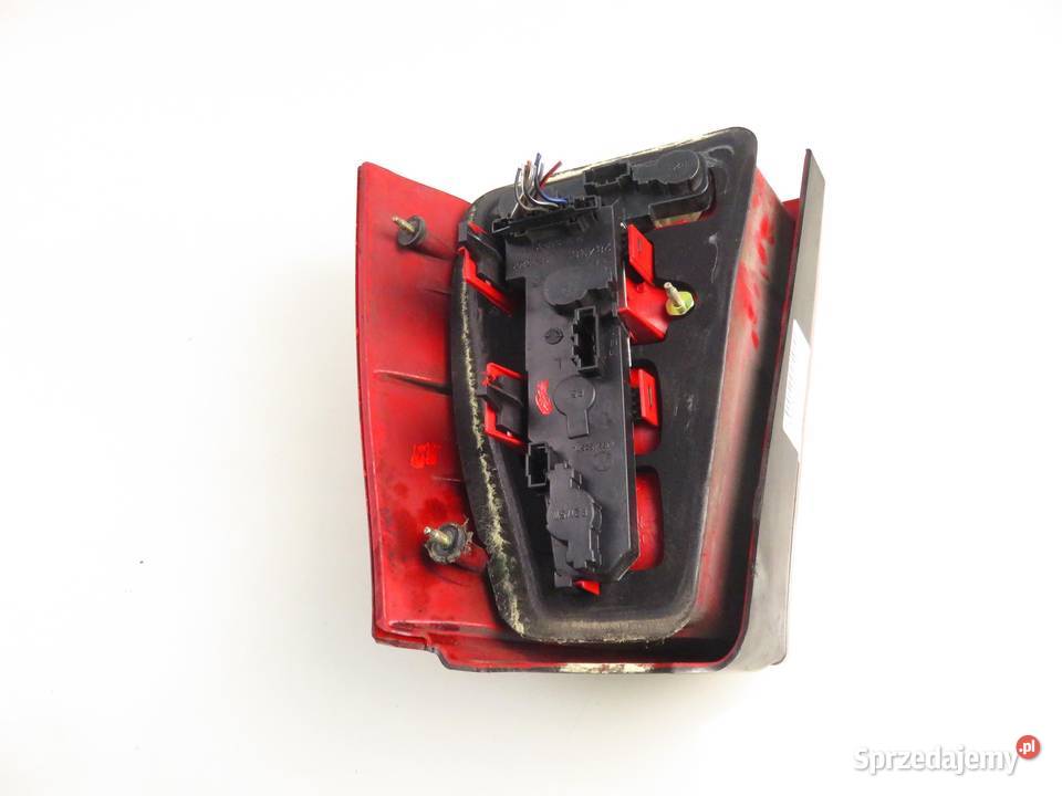 LAMPA LEWA TYLNA VW GOLF IV Variant