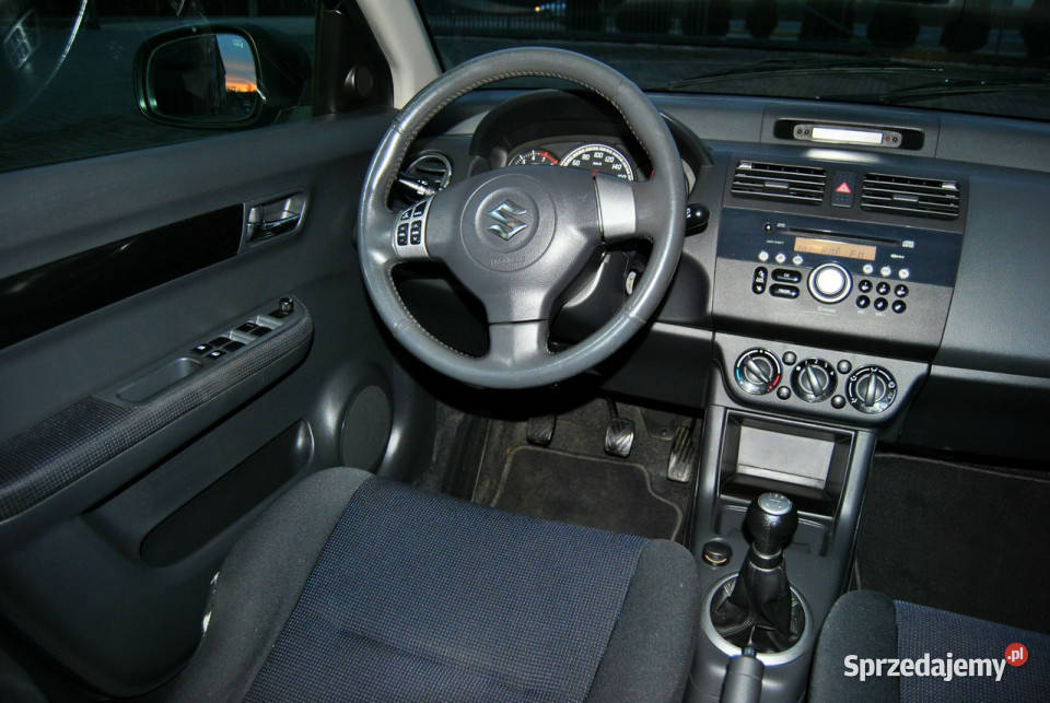Suzuki Swift 4x4 REJ Przegląd i OC do 072026 światła przeciwmgielne lubelskie Modliborzyce
