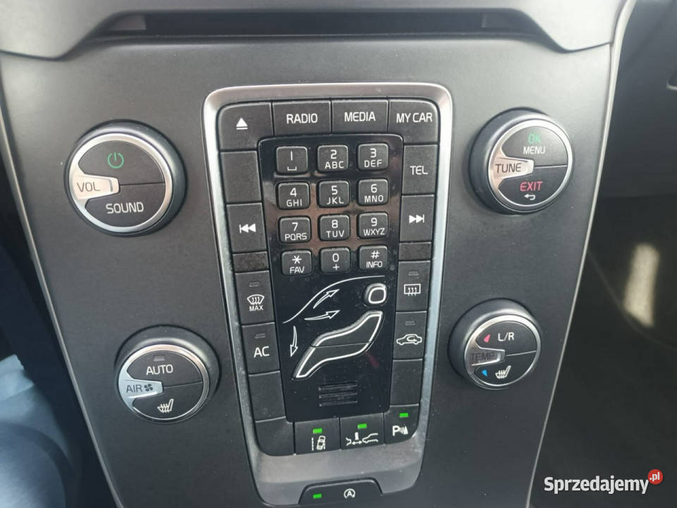 Volvo V40 D2 16 full radar blis II 2012 czujnik zmierzchu Samochody osobowe sprzedam