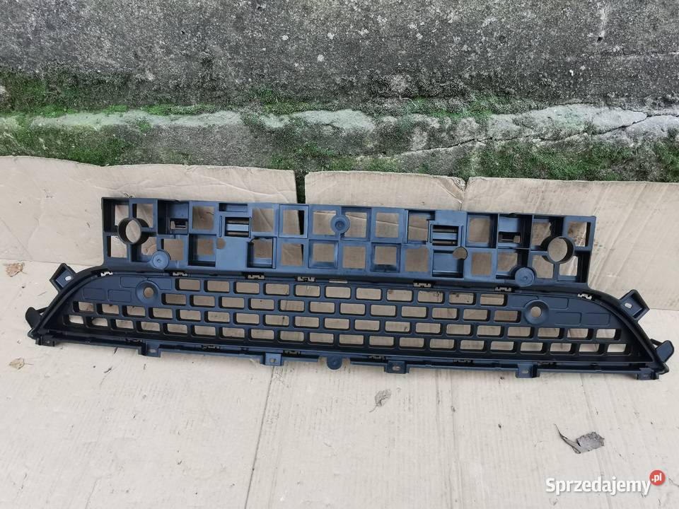 Środkowa kratka zderzaka przód Master 4 IV 19 wielkopolskie