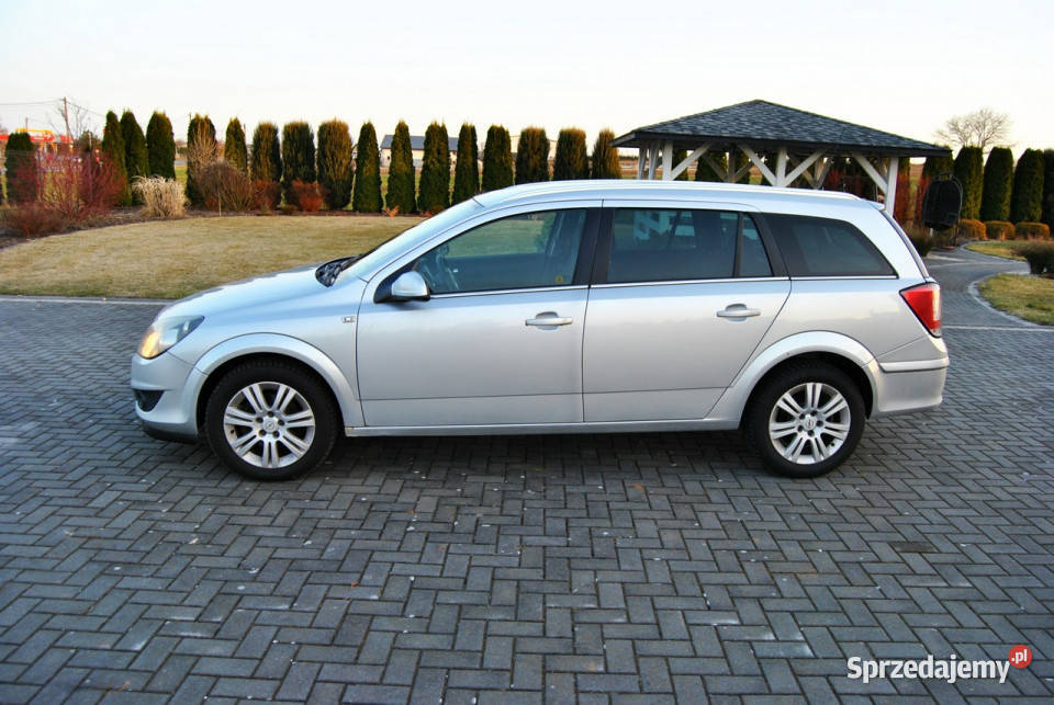 Opel Astra Zarejestrowany ważne opłaty