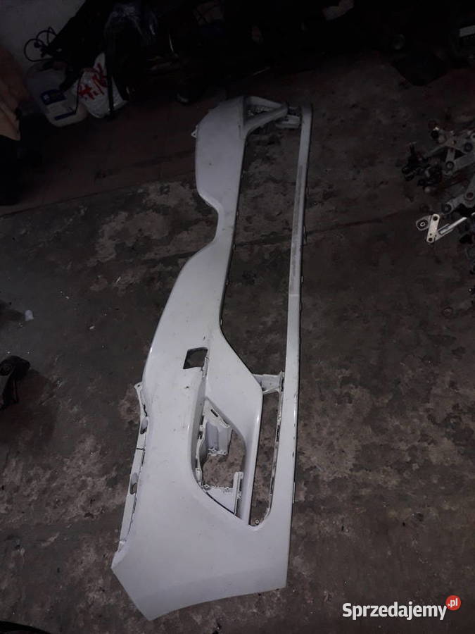 Renault Clio 4 zderzak przód osobowe Lubin