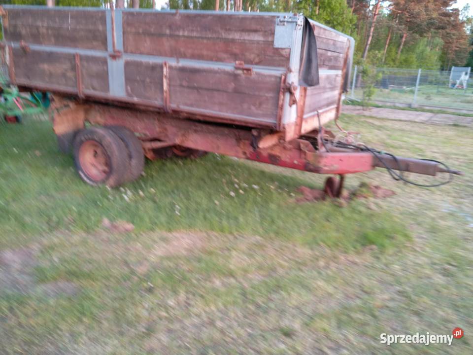 Przyczepa jednoosiowa 3 stronny wywrot