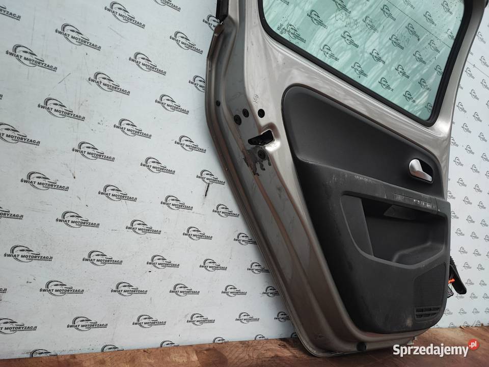 VOLKSWAGEN UP 15r drzwi lewe tył Kielce