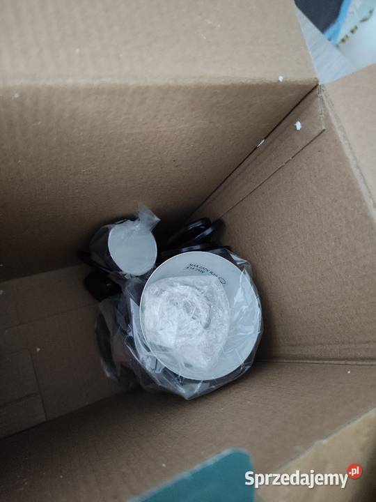 Lampa lawa w kształcie choinki efektowna