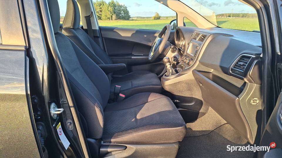 Toyota versos 13 benzyna 99kamera cofania Kolno