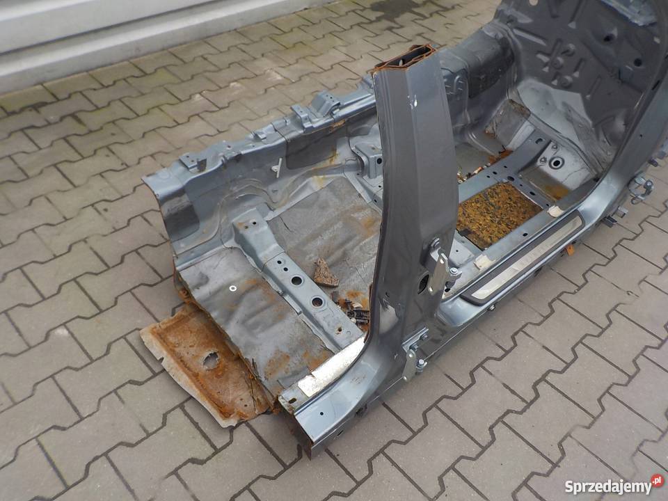 INFINITI Q50 ĆWIARTKA PODŁUŻNICA SŁUP PRAWY osobowe wielkopolskie sprzedam