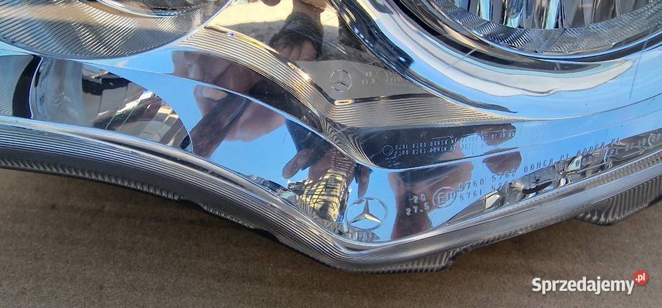 MERCEDES ANTOS AROCS REFLEKTOR LAMPA LEWA ciężarowe Bieleń
