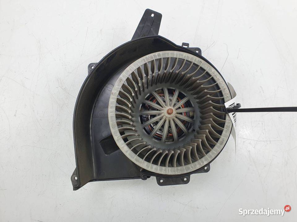 WENTYLATOR KABINOWY SKODA FABIA III 6R1819015A Lipno