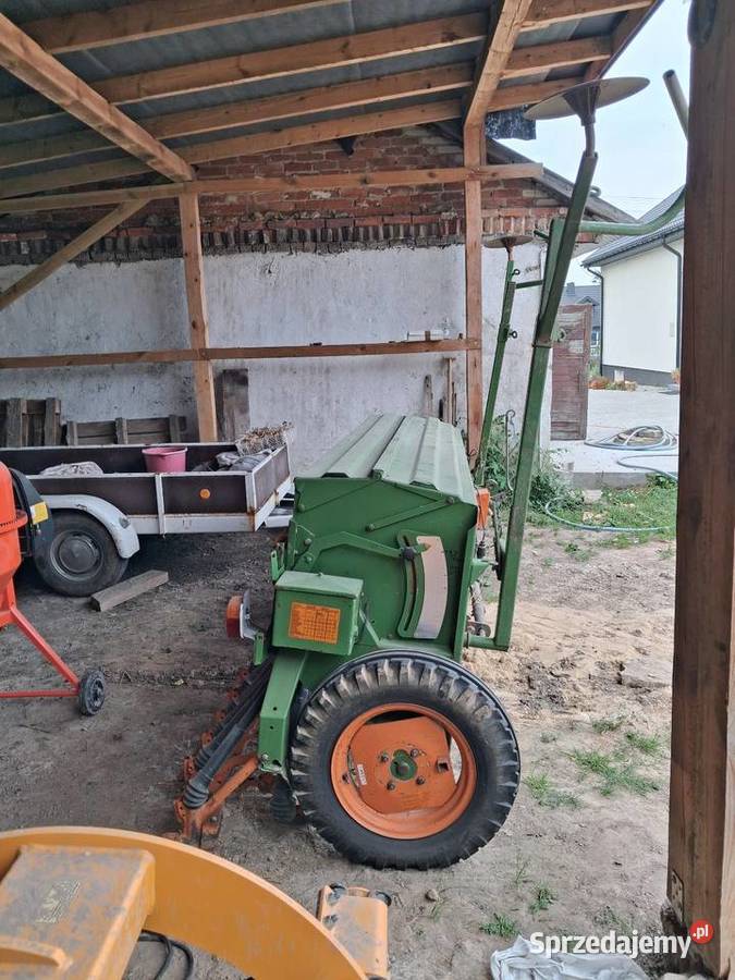 Sprzedam siewnik amazone d8 super 3m Rozkoszówka