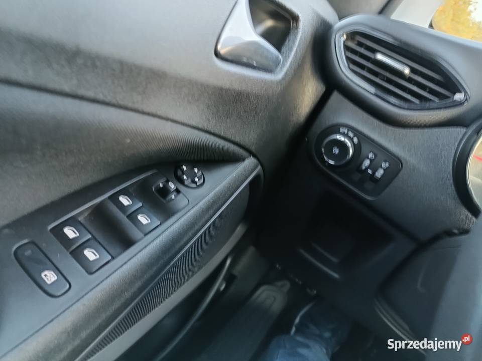 Opel crossland x 12 benzyna bez turbo niski Wołoskowola