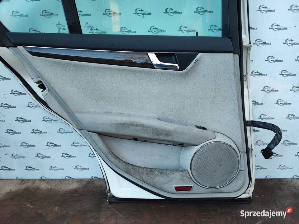 MERCEDES W204 09r Drzwi lewy tył 70340 mikronów Kielce