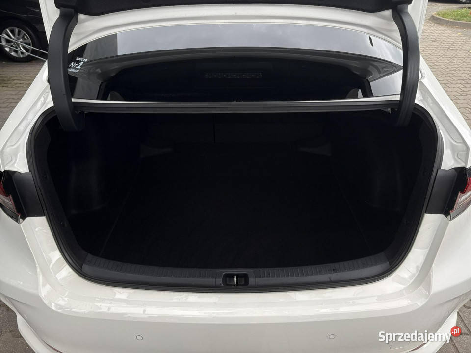 Toyota Corolla 15 VVTi 125 STYLE salon Polska Warszawa