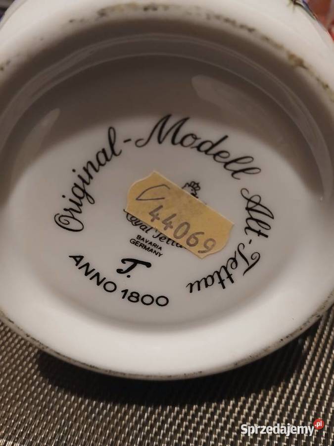 Kufel Royal Tettau Ostrowiec Świętokrzyski