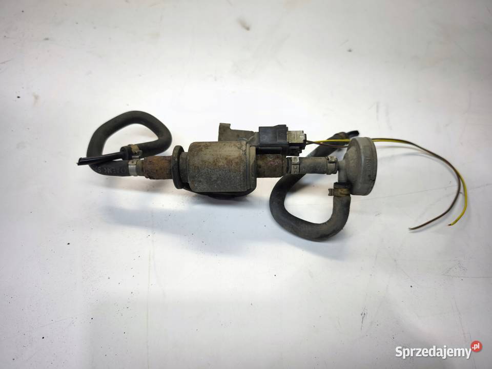 POMPKA WEBASTO AUDI Q7 4L 7L0815947 osobowe