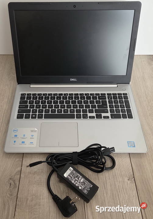 Laptop DELL Inspiron 5570156Core i78GB RAMSSD