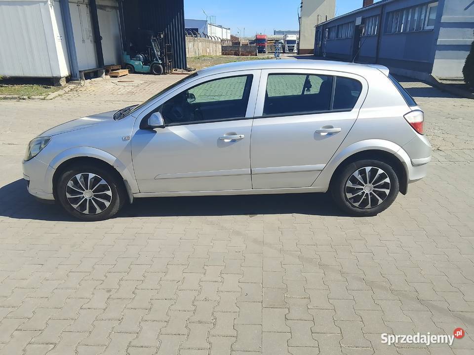 Opel Astra 2004r17 cdtii centralny zamek Opel lubelskie Lubartów