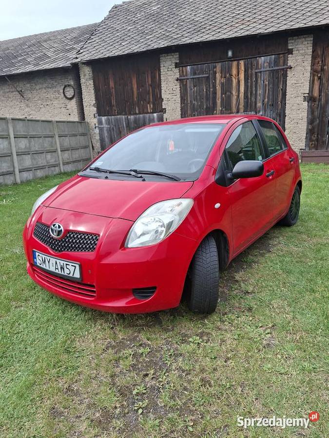 Toyota Yaris 13 2007r 210 radio Sosnowiec sprzedam