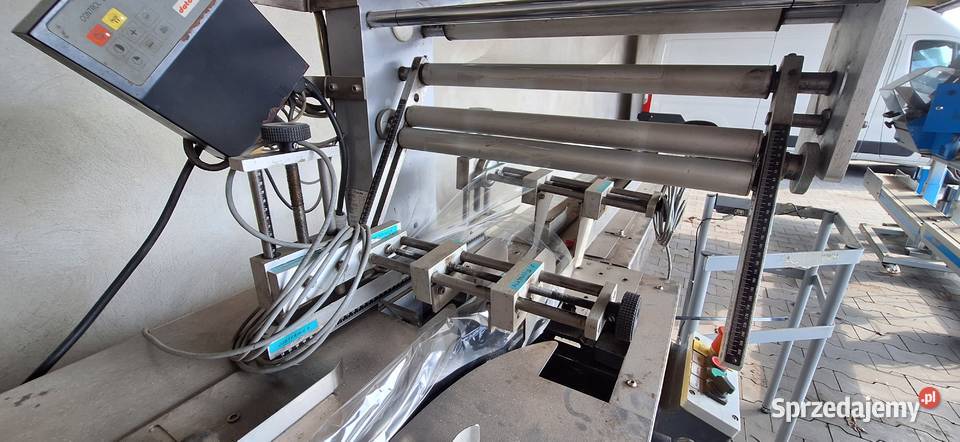 Automat pakujący FlowPack ULMA P500 Stary Redzeń