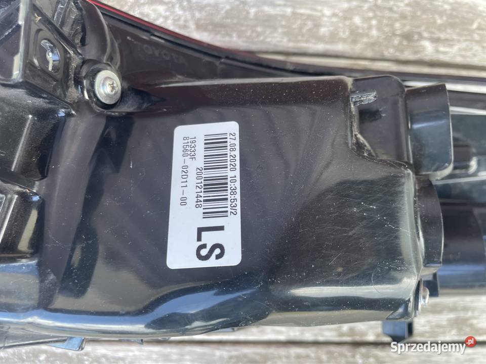 Toyota Corolla e21 sedan lampa tył lewa Kozubszczyzna