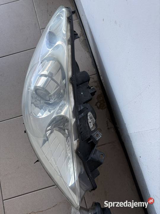 Lampy przednie Peugeot 307CC osobowe Jawor sprzedam