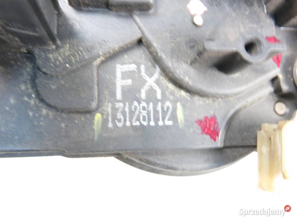 ZAMEK PRAWY PRZEDNI OPEL ASTRA III H 13128112