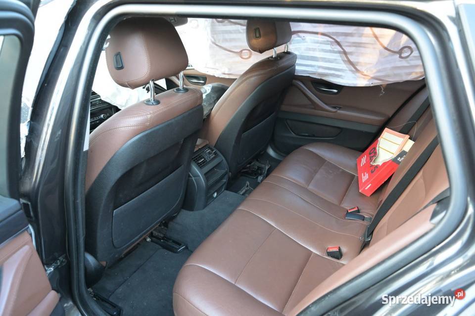 BMW 320 kombi 20 benzyna kolizji