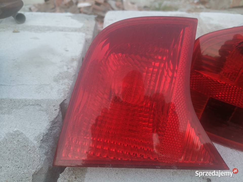 Lampy A4 b7 sedan Uniwersalne Nisko