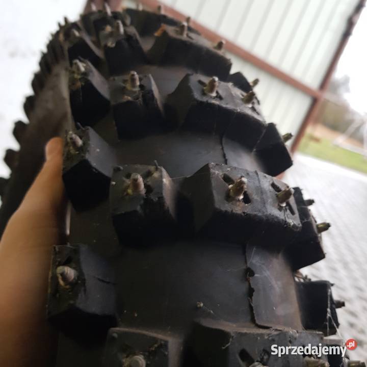 Opony z kolcami 2118 sprzedam