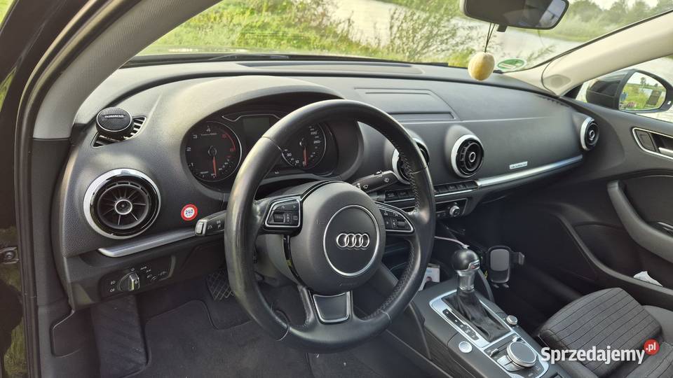 Audi A3 20 TDI 184 Quattro S tronic ACC Panorama uszkodzony