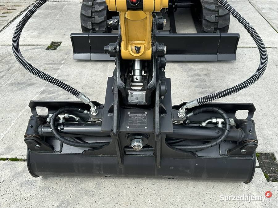 FABRYCZNIE NOWA MINIKOPARKA CATERPILLAR 302 CR sprzedam